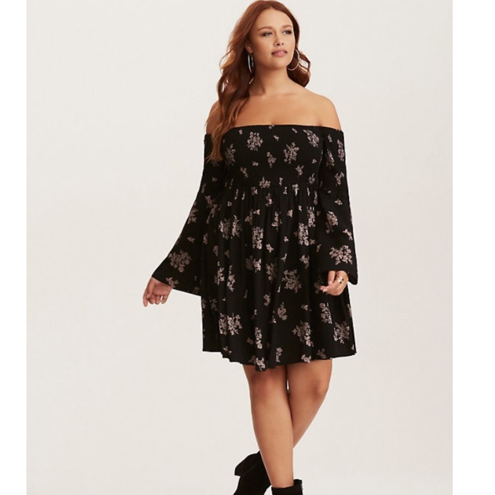 Torrid floral print smocked belll sleeve dress.